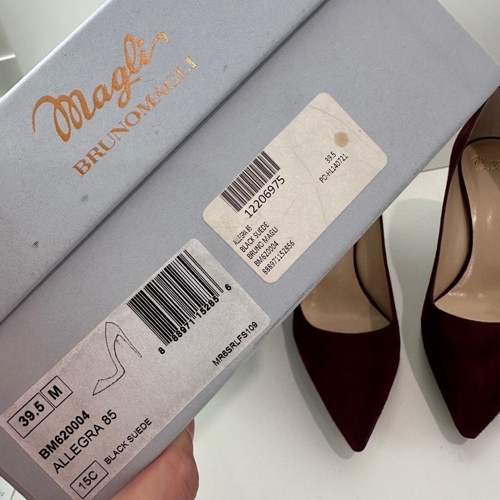 Bruno Magli Allegra 85 Pumps Size 39 Pointy Toe Suede Stiletto Classic NEW - Picture 12 of 12